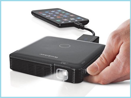 portfolio item: Pico Projector Hub